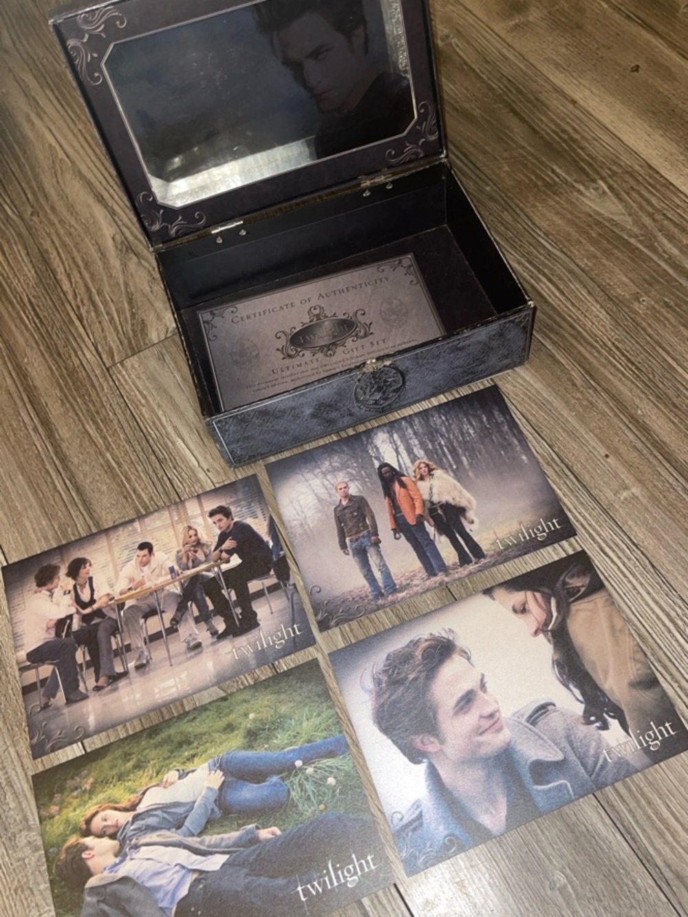 Twilight Collector Storage Box with Four Themed Prints - Black